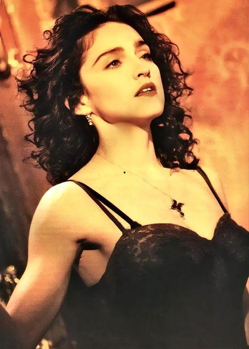 黄色欧美,黄色元素下的时尚演绎